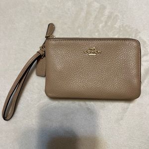 NWOT Coach Wallet